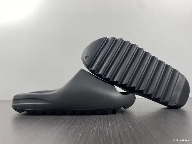 hype Onyx Slide Adidas Yeezy HQ6448 0324
